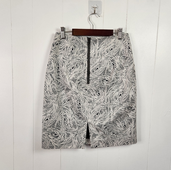 Club Monaco White Black Floral Pencil Skirt High Waisted Rise Office Work Cotton - Picture 2 of 9